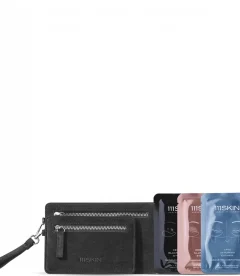 111SKIN Jetsetter Passport (Worth $47)